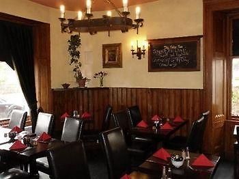 The Isles Inn Portree Exterior foto